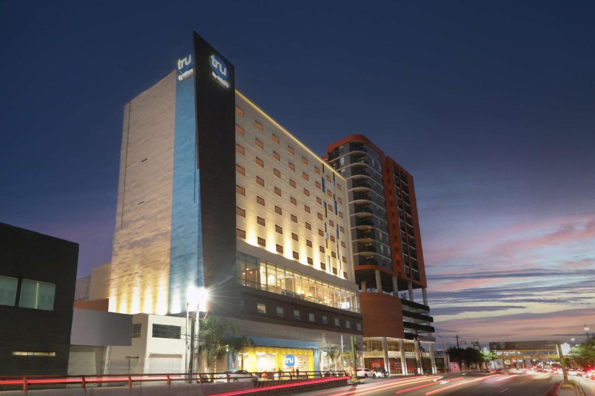 Tru By Hilton Monterrey Fundidora Hotel Exterior foto