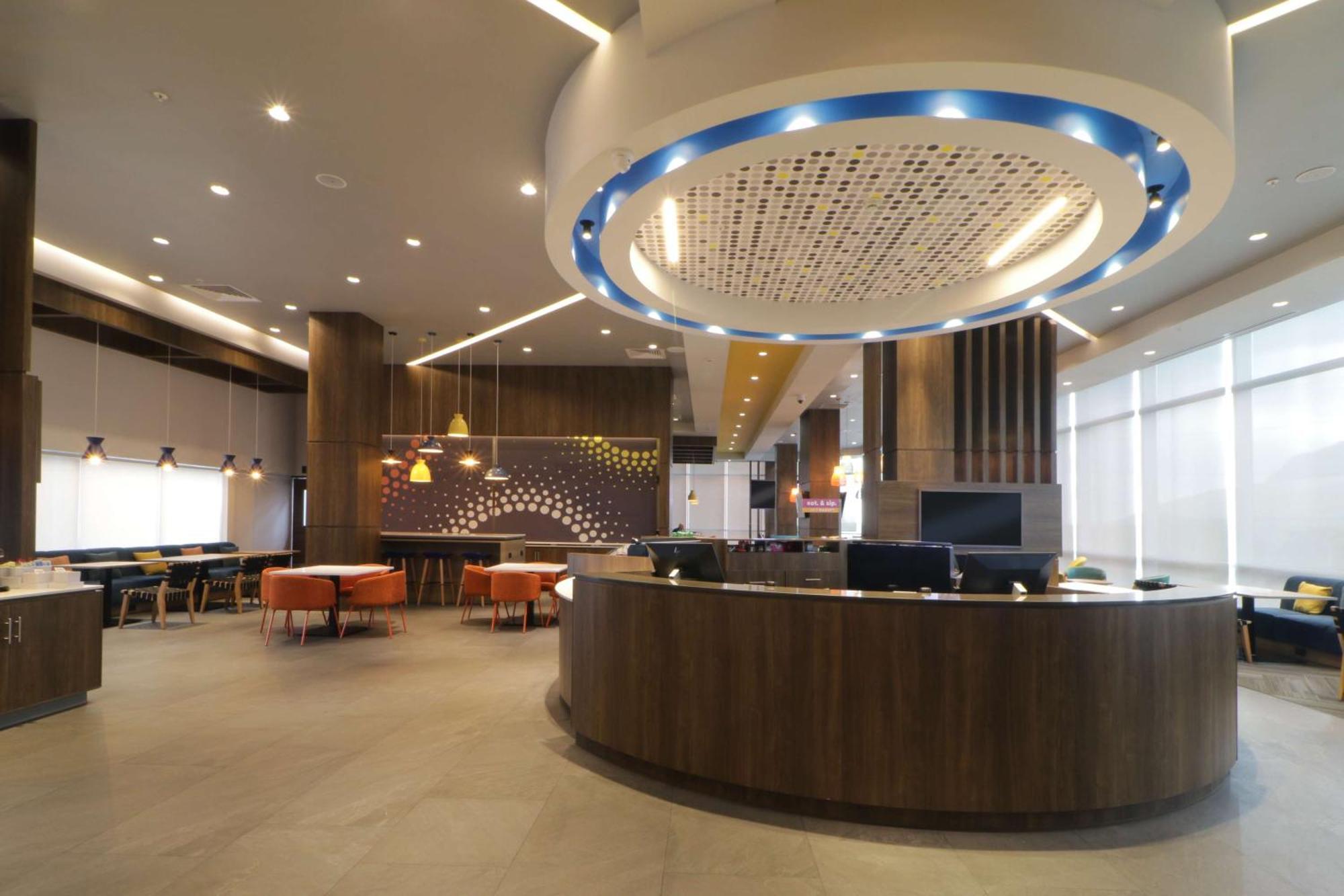 Tru By Hilton Monterrey Fundidora Hotel Exterior foto
